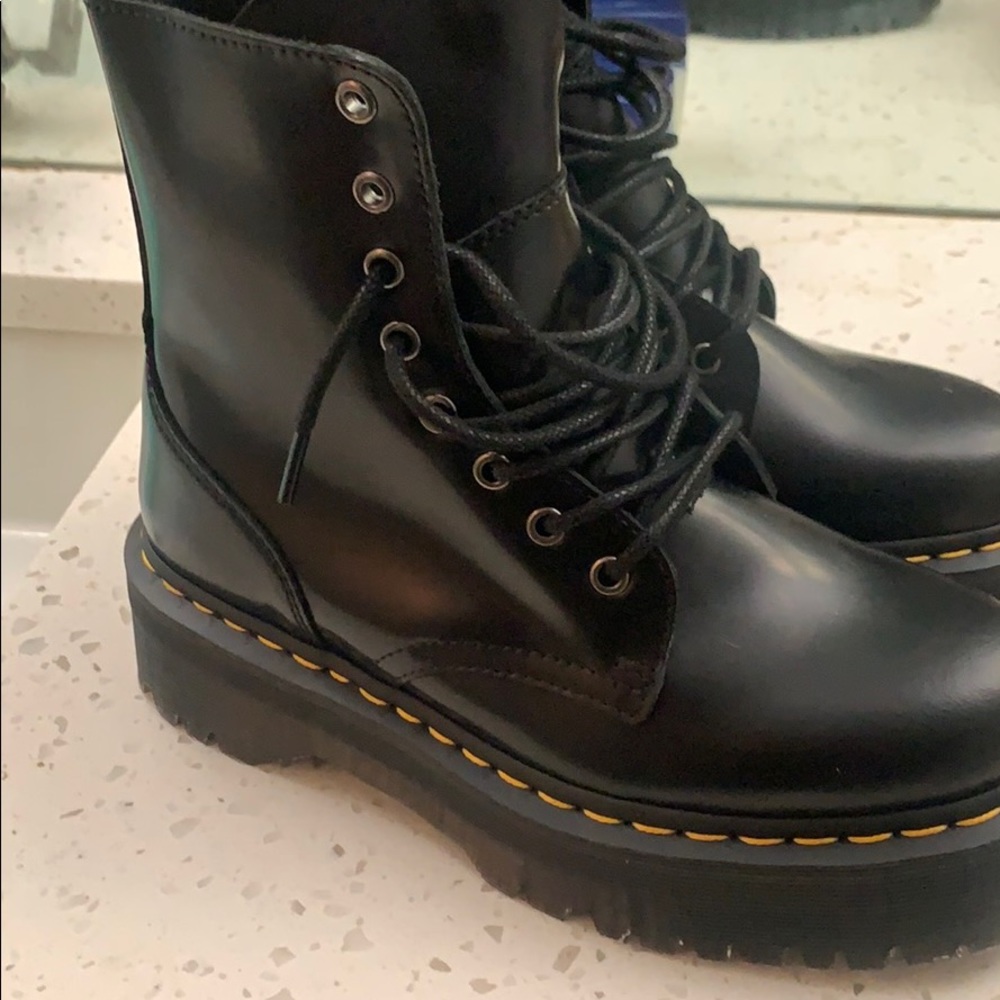 Only worn once DR Marten platform boots. Size 8W